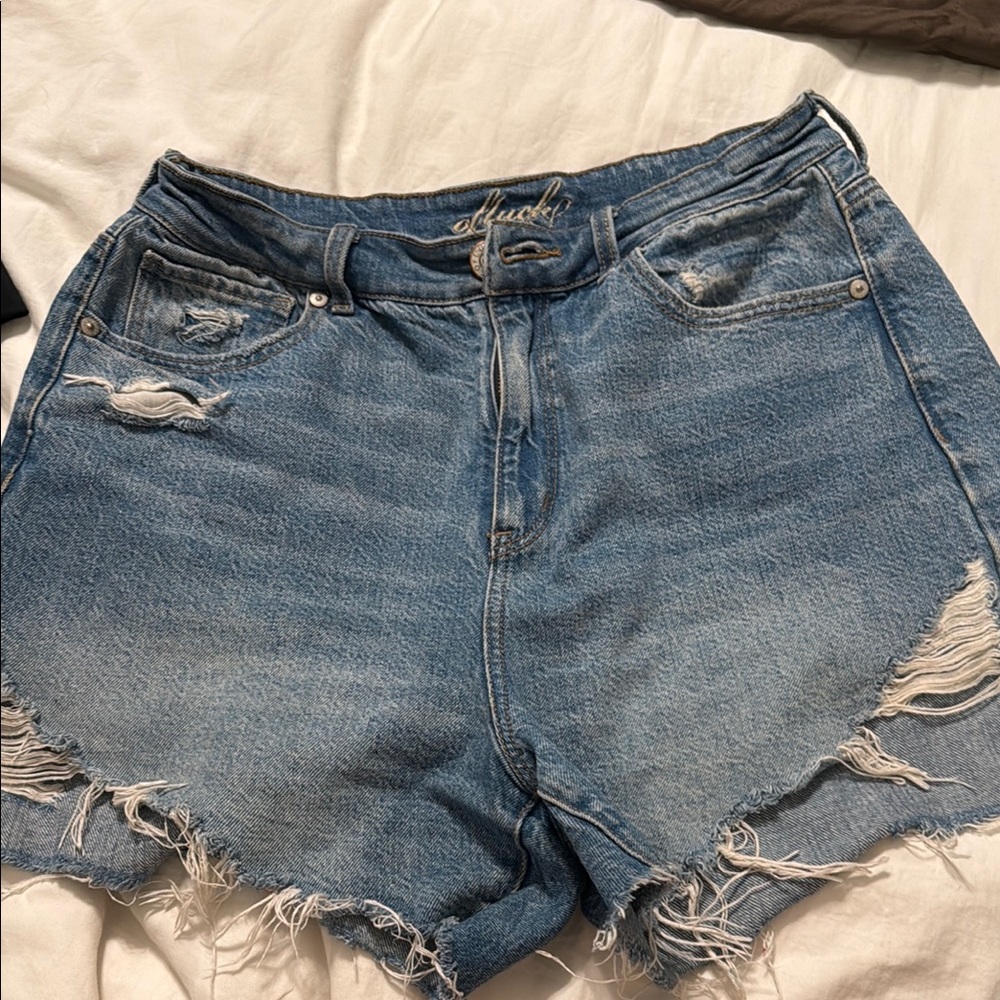 Stylish Blue Denim Women Shorts
